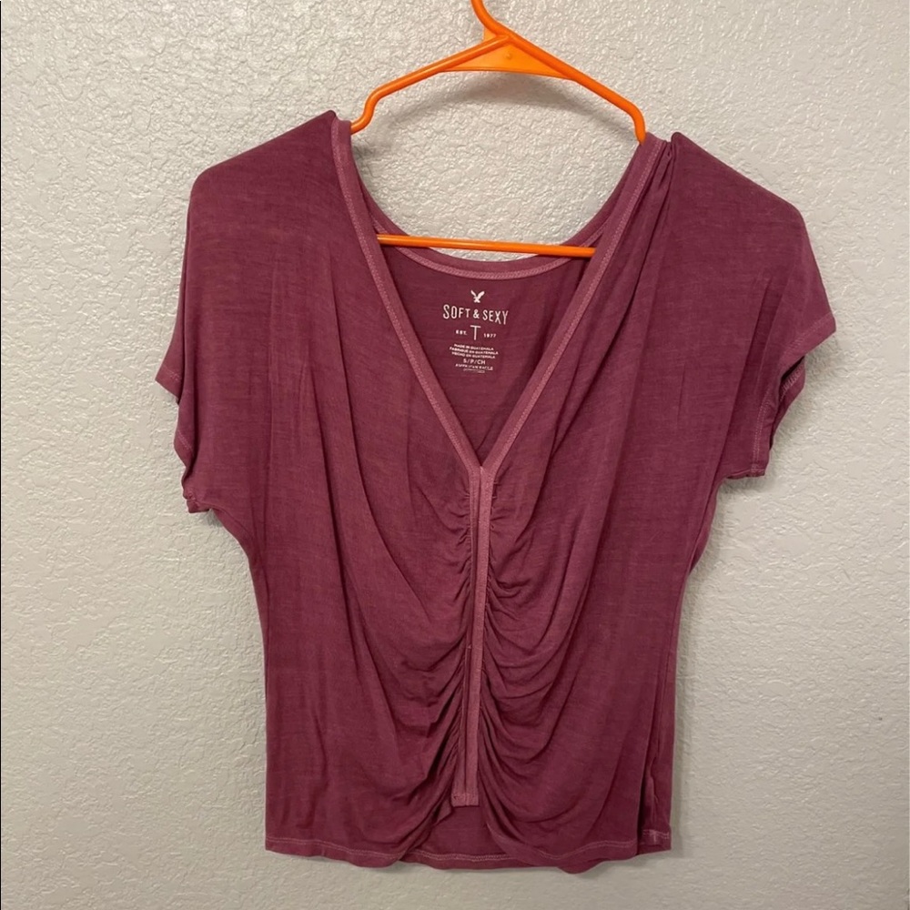 American Eagle soft and sexy tee